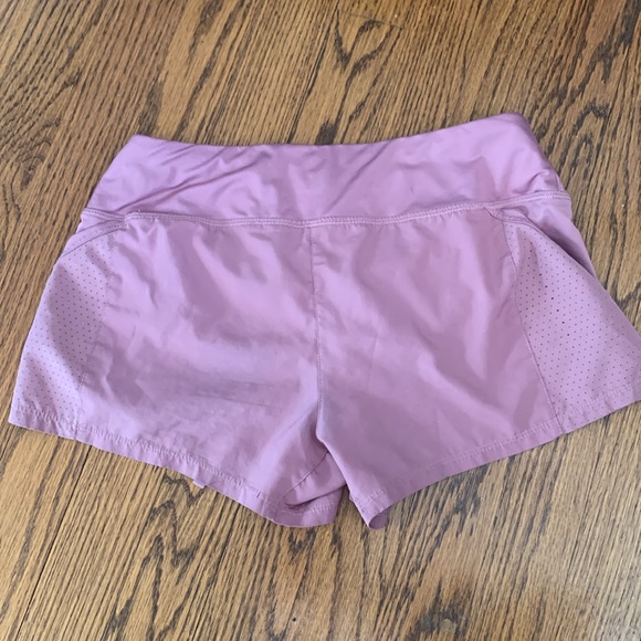 NWT Nike dri fit training Purple shorts - Picture 2 of 3